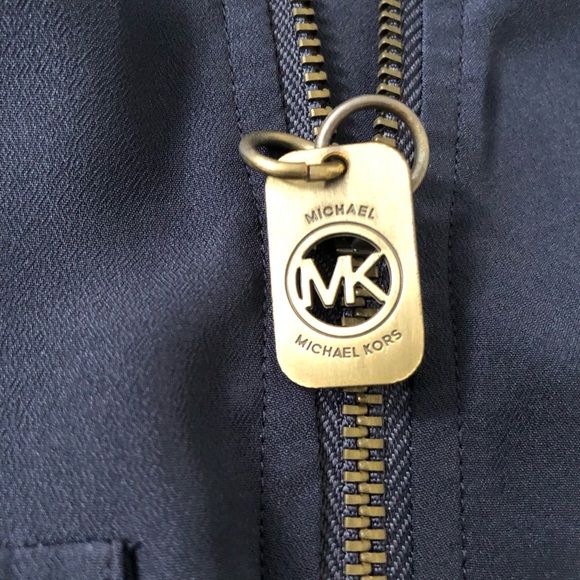Michael Kors Women’s XS Navy Blue Long/Short-Sleeves Full-Zip Collared Blouse - Picture 3 of 10